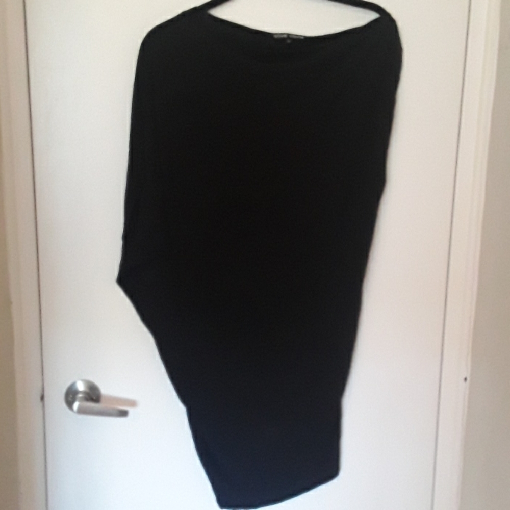 EUC- slinky black off the shoulder mini dress